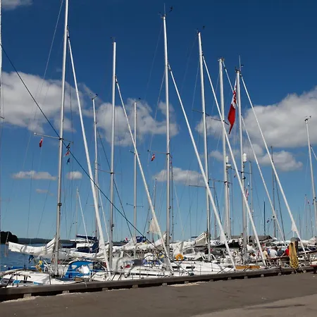 Sleep & Coffee Apartment Præstø